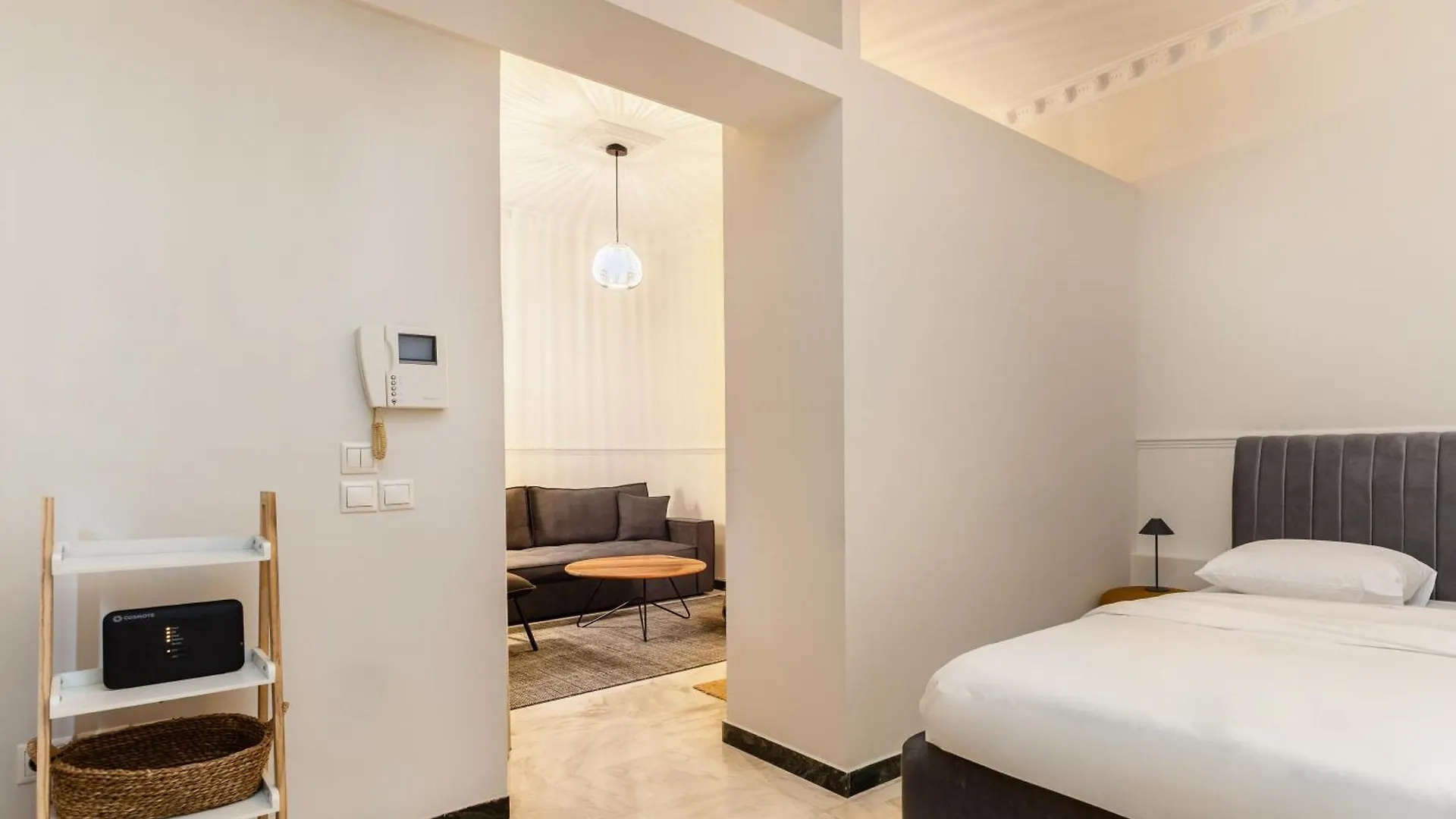 Coco By Halu! : Neoclassical Apt With Balcony Szaloniki 0*,  Görögország